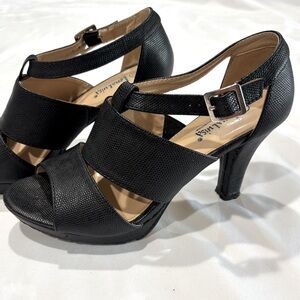 Lena Luisa strappy sandals small platform open toe women’s size 6.5 black